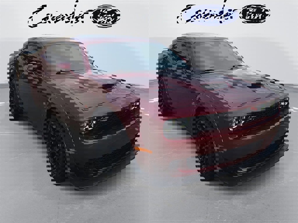 Used 2023 Dodge Challenger R/T Scat Pack image 3