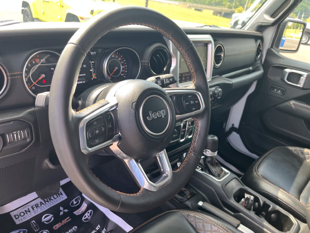 Used 2022 Jeep Wrangler Unlimited Sahara AWD/4WD image 14