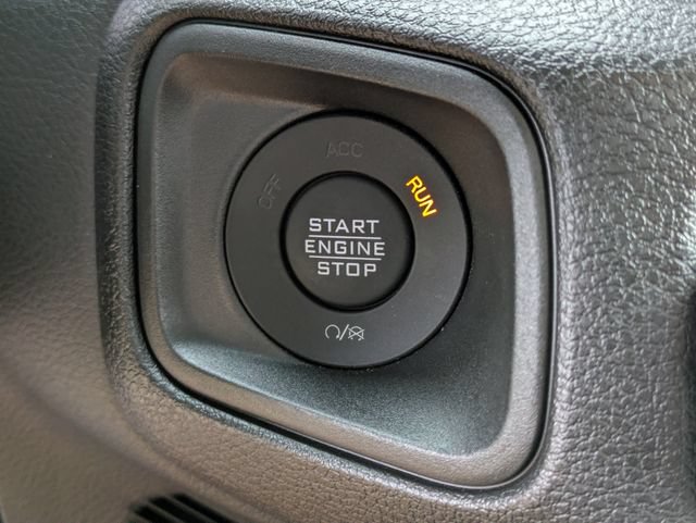 Used 2025 Jeep Gladiator Sport AWD/4WD image 22