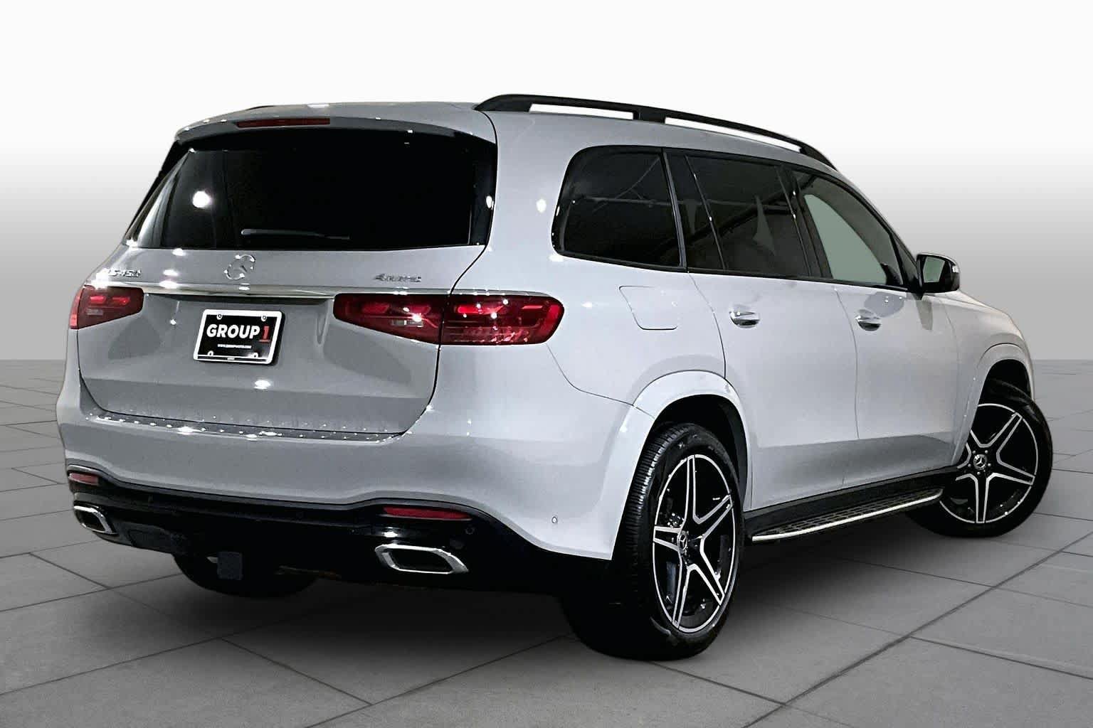Used 2024 Mercedes-Benz GLS 450 4MATIC image 12