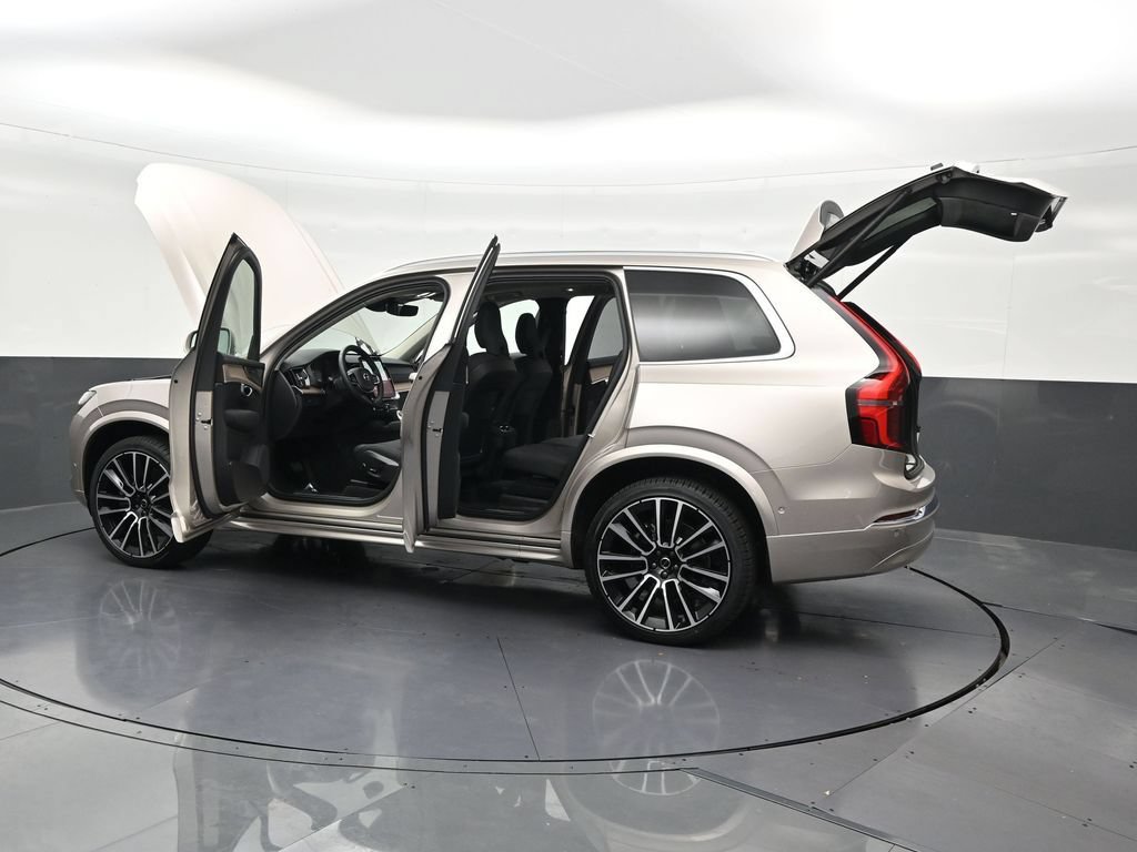 New 2026 Volvo XC90 B6 Plus AWD/4WD image 32