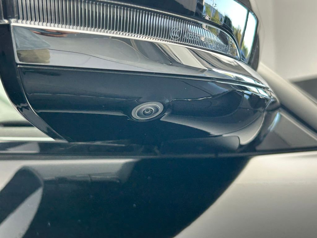 Used 2024 Jeep Grand Cherokee Limited w/ Luxury Tech Group II image 49