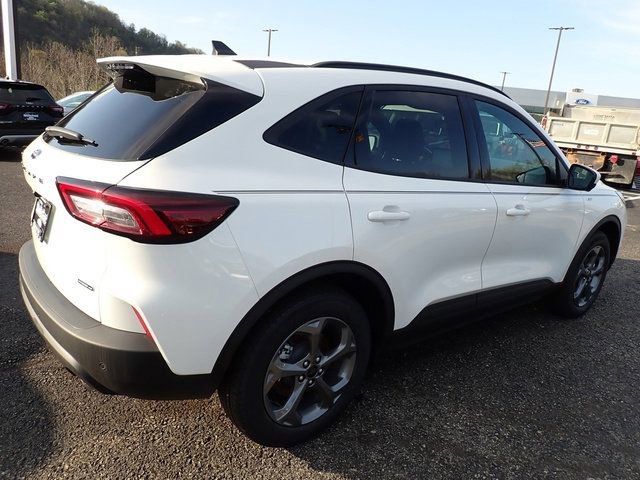 New 2026 Ford Escape ST-Line Select w/ Tech Pack #2 AWD/4WD image 6