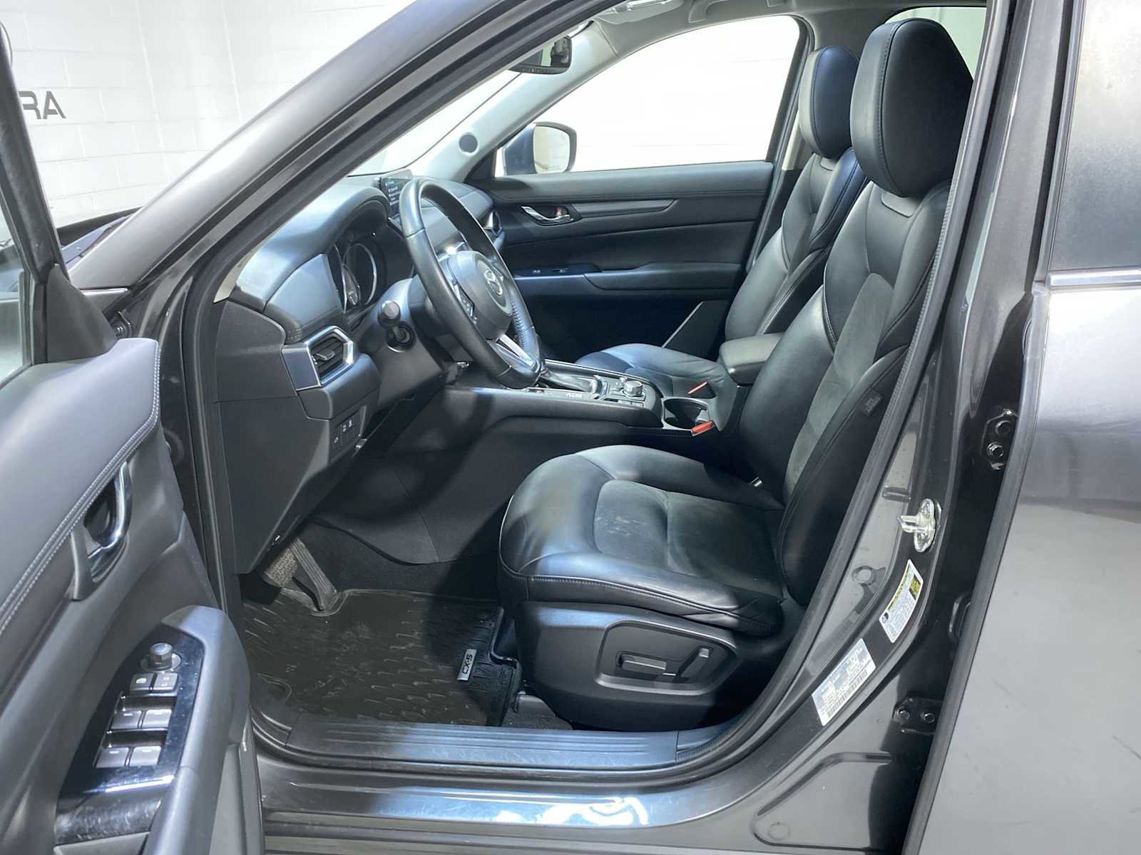 Used 2018 MAZDA CX-5 Touring w/ Preferred Equipment Package AWD/4WD image 2