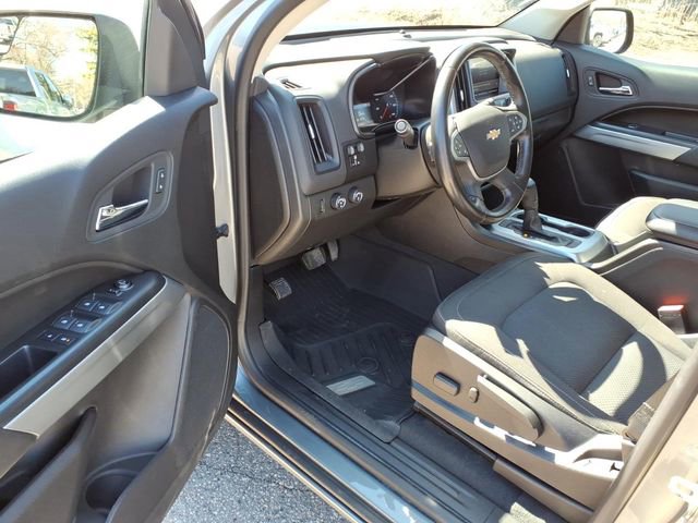 Used 2019 Chevrolet Colorado LT w/ Colorado RST Special Edition image 10