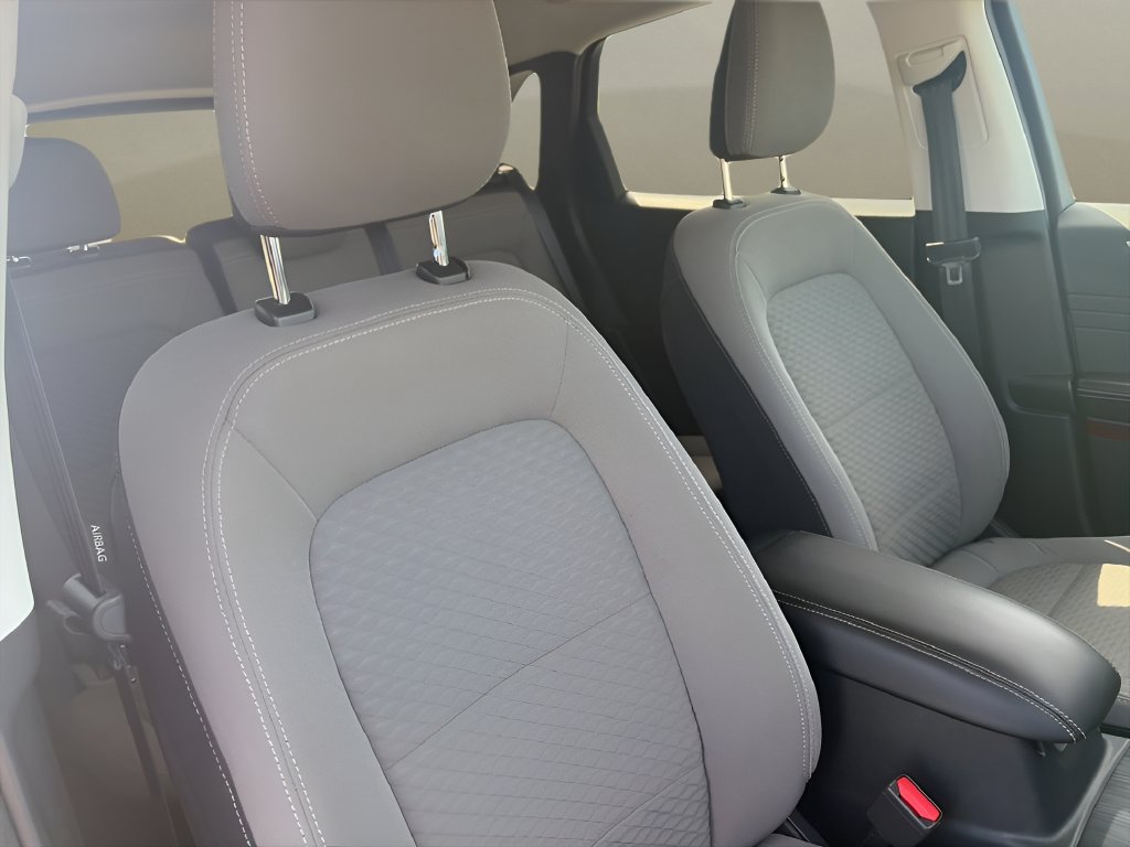 Used 2022 Ford Escape SE w/ Cold Weather Package FWD image 10