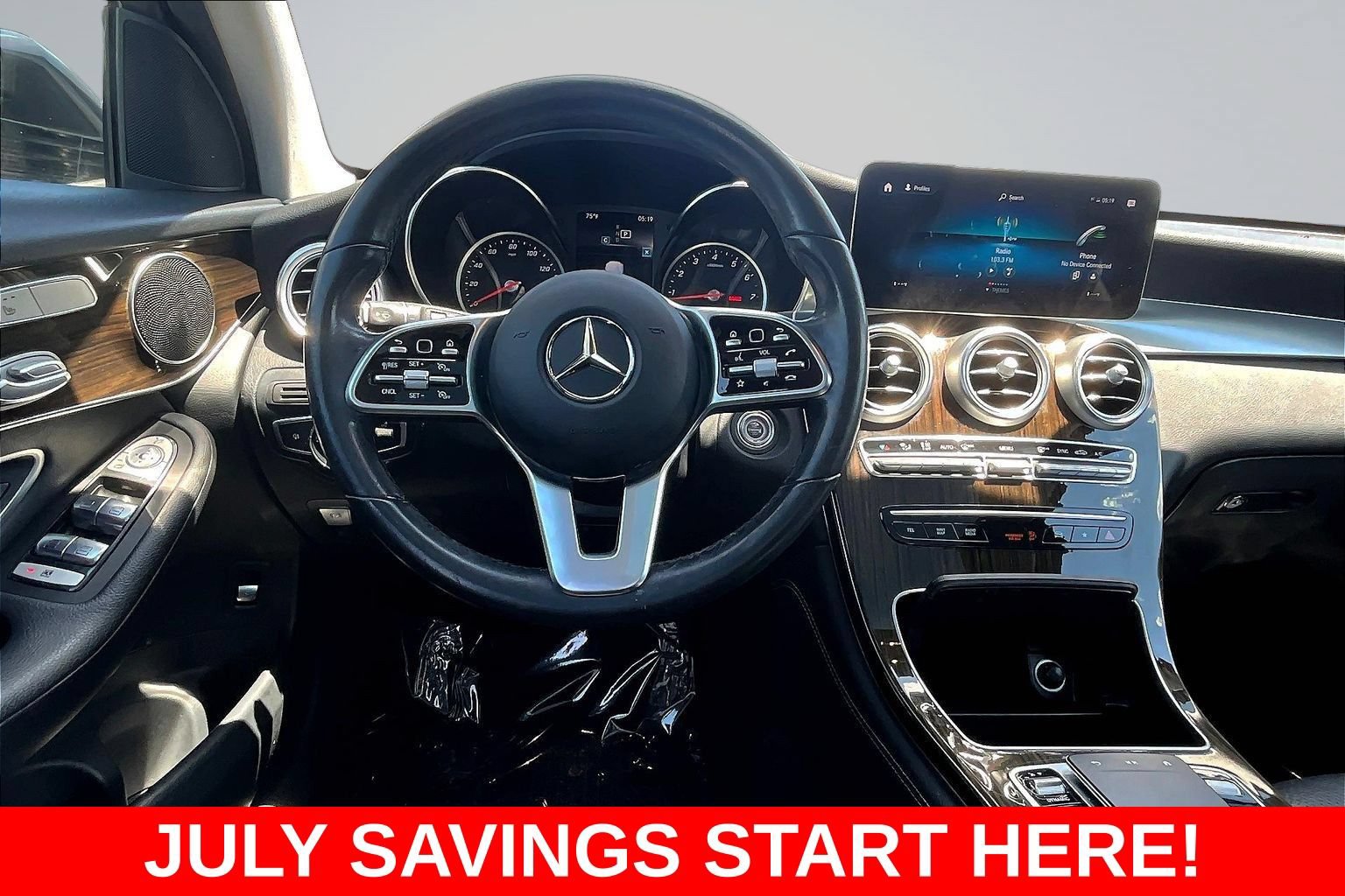 Used 2021 Mercedes-Benz GLC 300 w/ Premium Package image 10