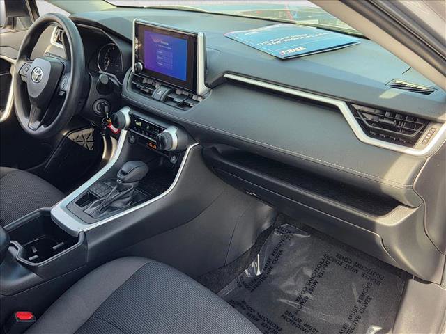 Used 2024 Toyota RAV4 LE image 21