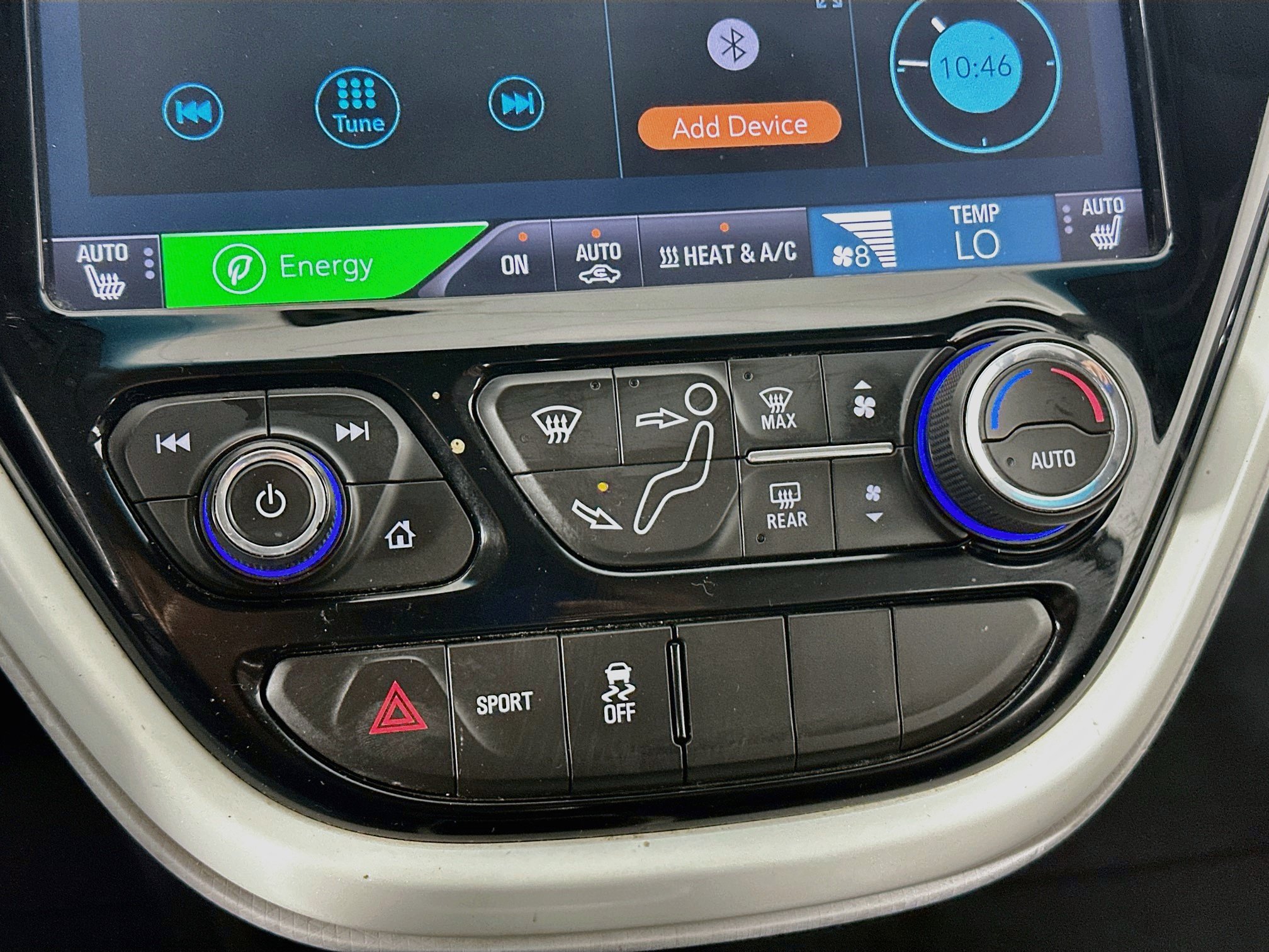 Used 2017 Chevrolet Bolt LT FWD image 23