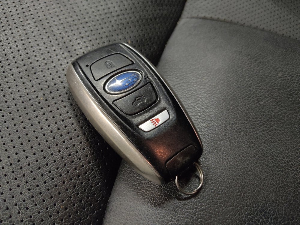 Used 2019 Subaru Ascent Limited image 32