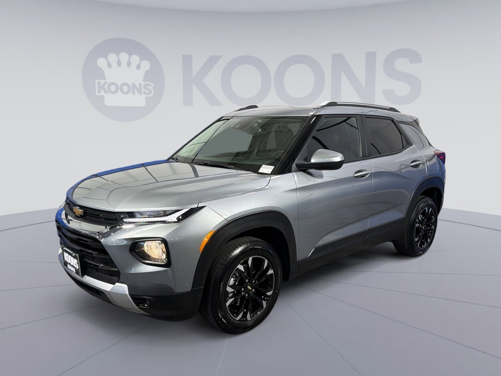 Used 2023 Chevrolet TrailBlazer LT w/ Convenience Package image 1