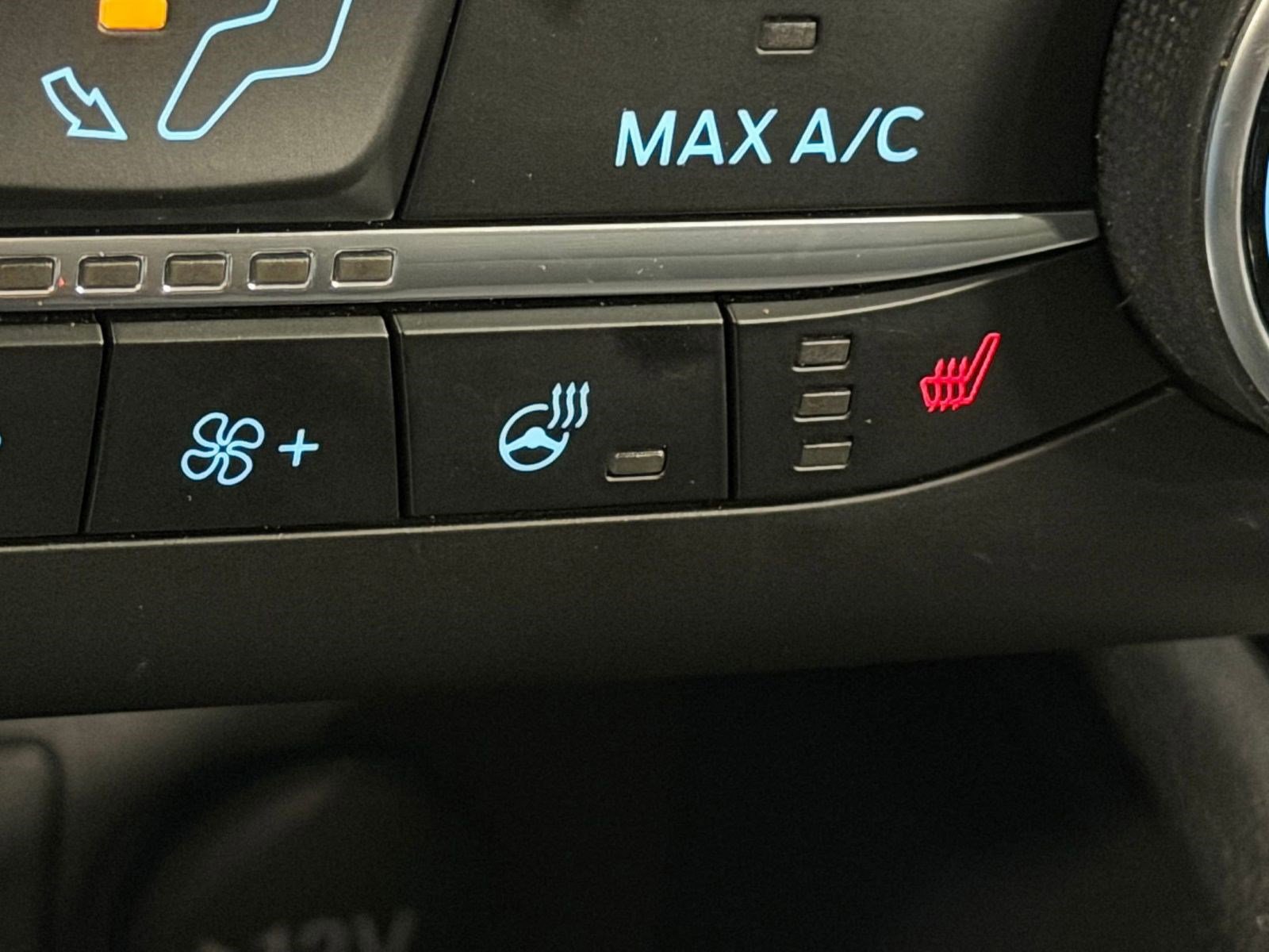Certified 2023 Ford Escape Active AWD/4WD image 27