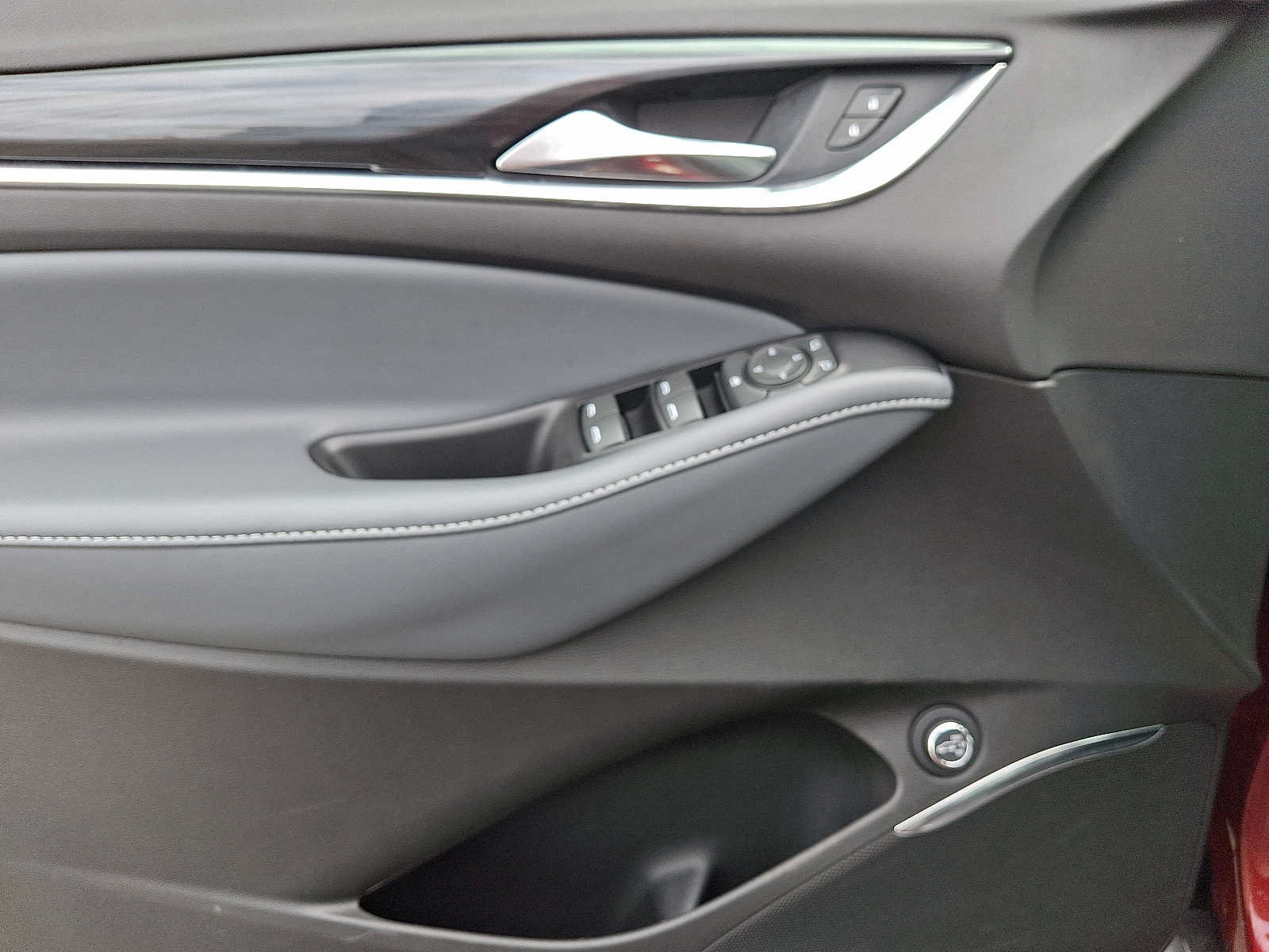 Certified 2023 Buick Enclave Essence FWD image 12