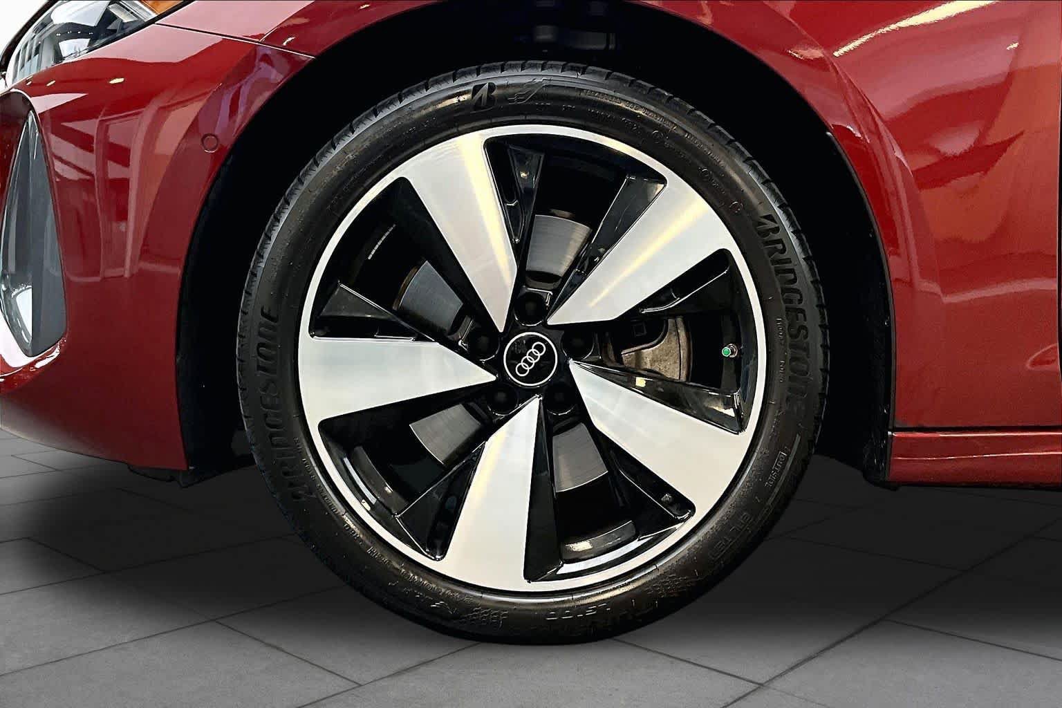 Used 2025 Audi A5 Prestige w/ 19" Wheel Package AWD/4WD image 11