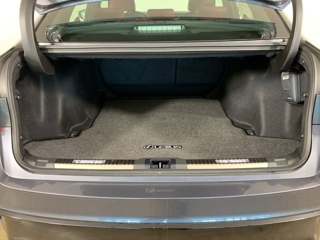 Used 2025 Lexus IS 350 F Sport w/ Navigation Package AWD/4WD image 13