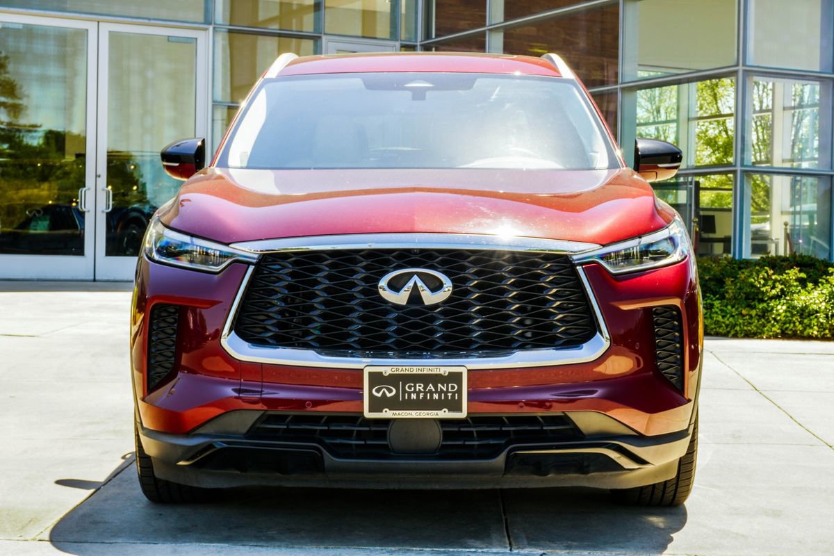 Used 2023 INFINITI QX60 Luxe w/ Performance Audio Package image 7