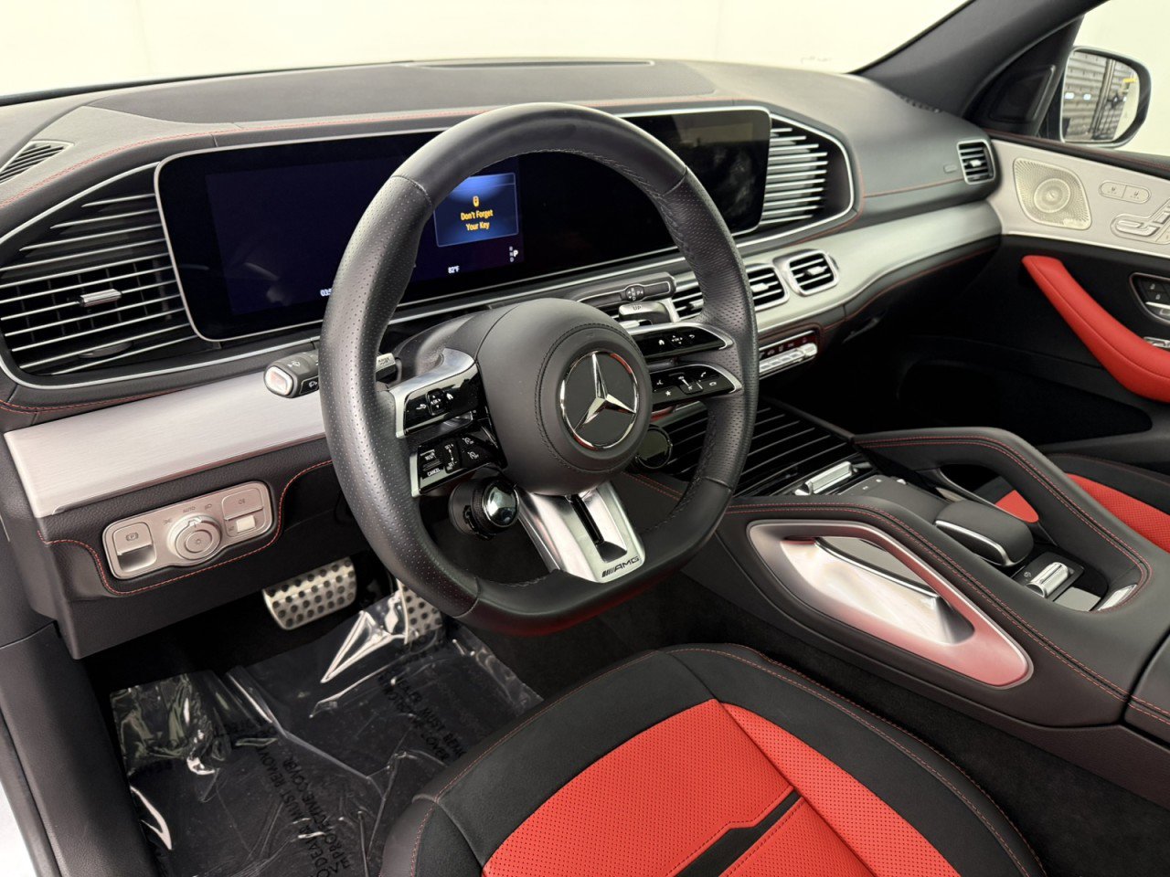Used 2025 Mercedes-Benz GLE 53 AMG 4MATIC image 15