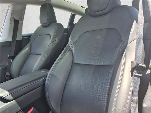 Used 2025 Tesla Model 3 Long Range RWD image 10