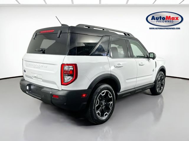 Used 2025 Ford Bronco Sport Outer Banks w/ Outer Banks Tech Package+ AWD/4WD image 2