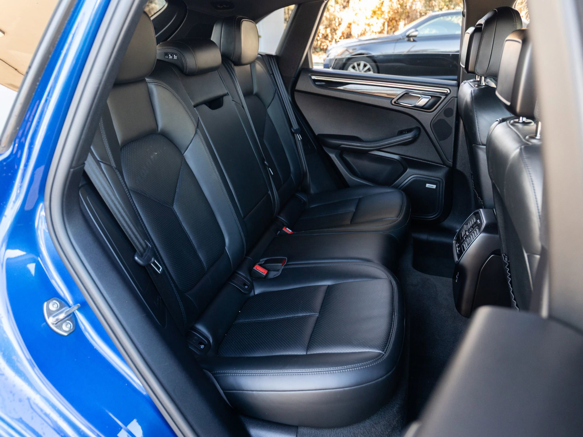 Used 2020 Porsche Macan image 27