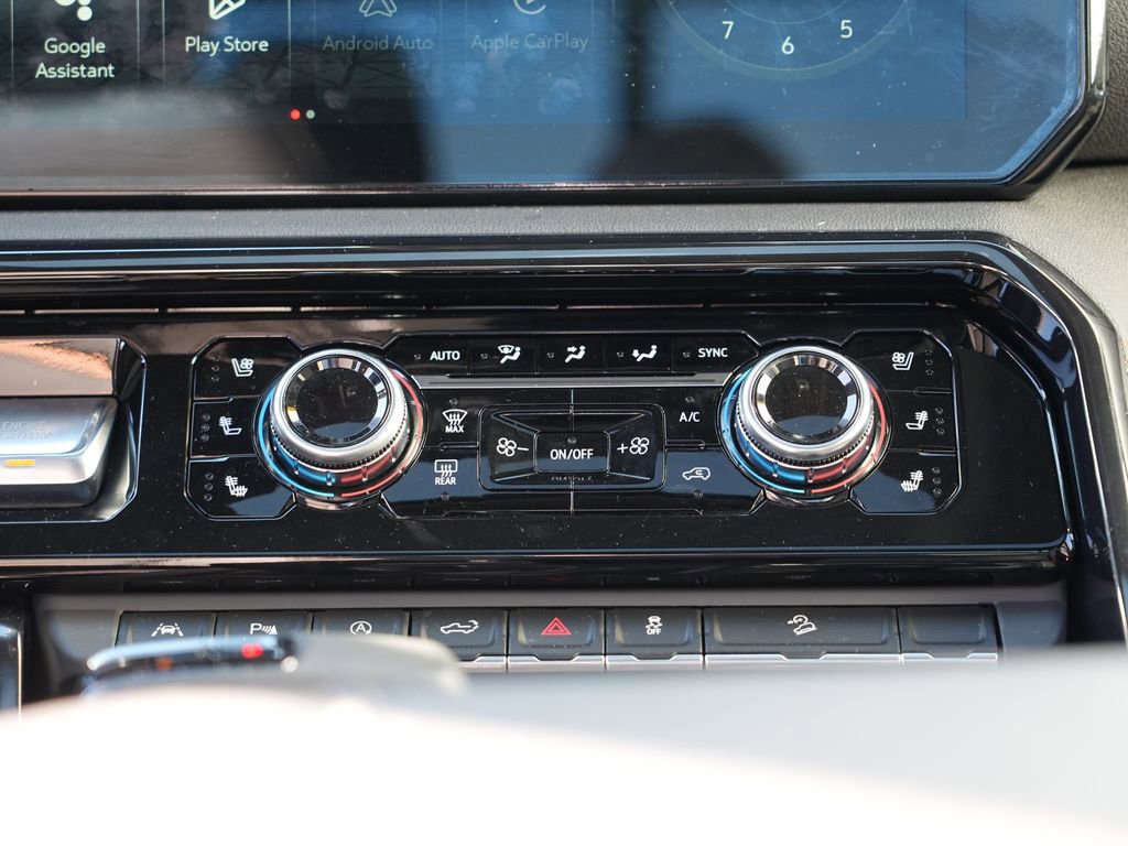 Used 2024 GMC Sierra 1500 AT4 w/ AT4 Premium Package image 29