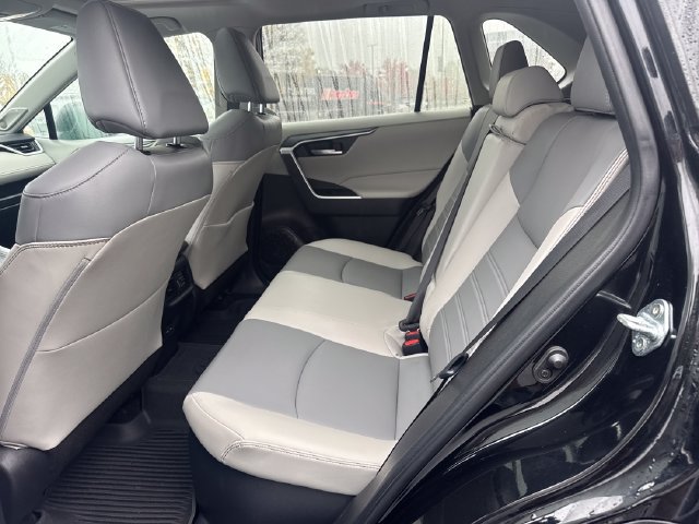 Used 2024 Toyota RAV4 XLE Premium w/ Weather Package AWD/4WD image 27