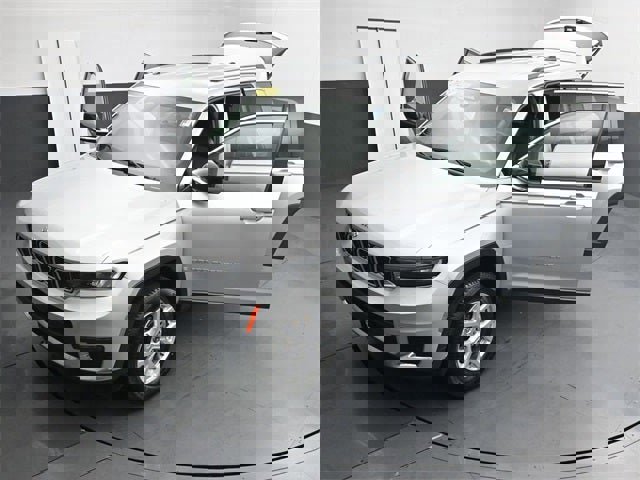 Used 2023 Jeep Grand Cherokee L Limited image 42