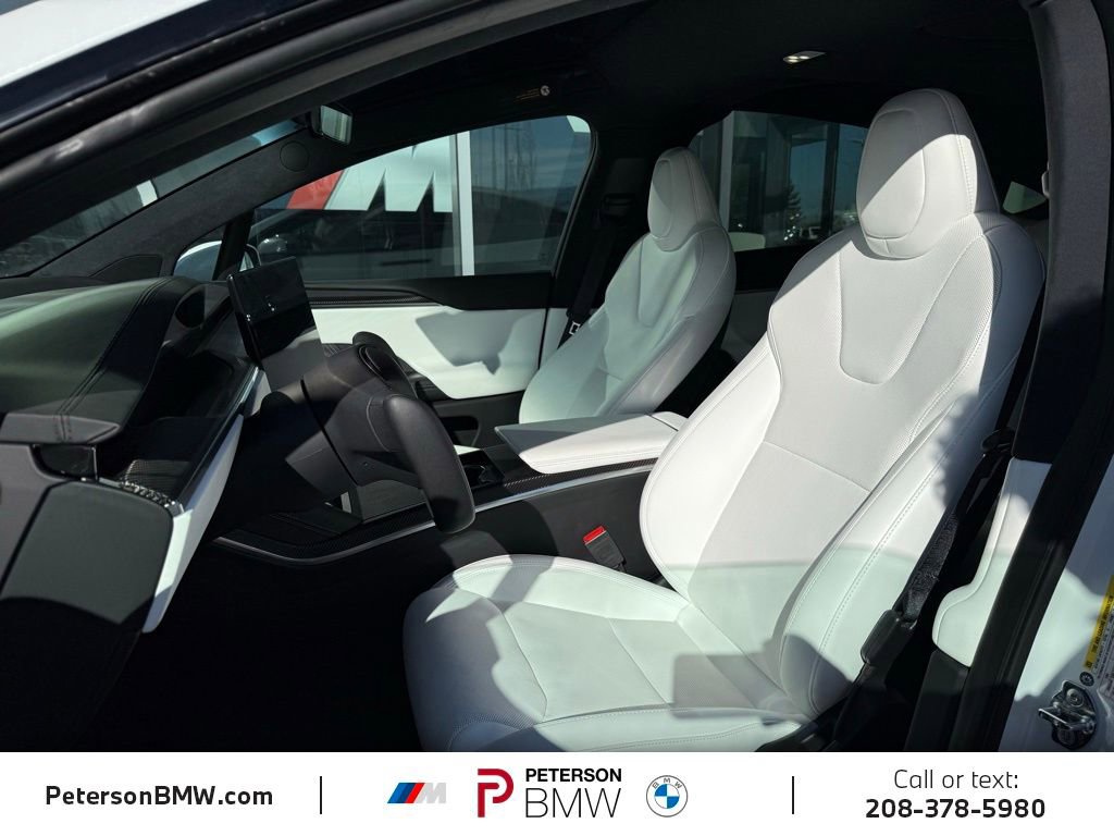 Used 2024 Tesla Model X image 18