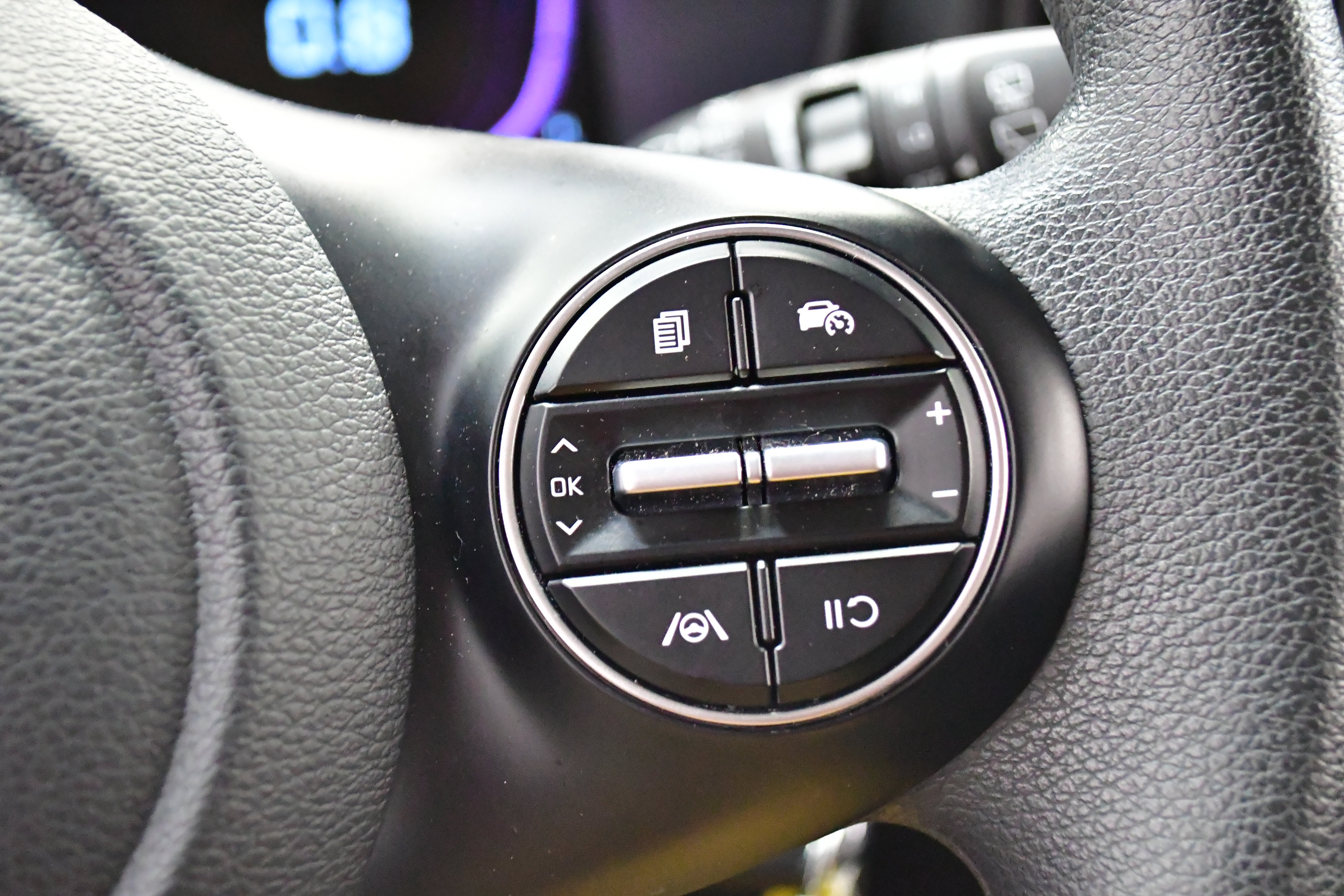 Used 2025 Kia Soul LX w/ LX Technology Package image 22