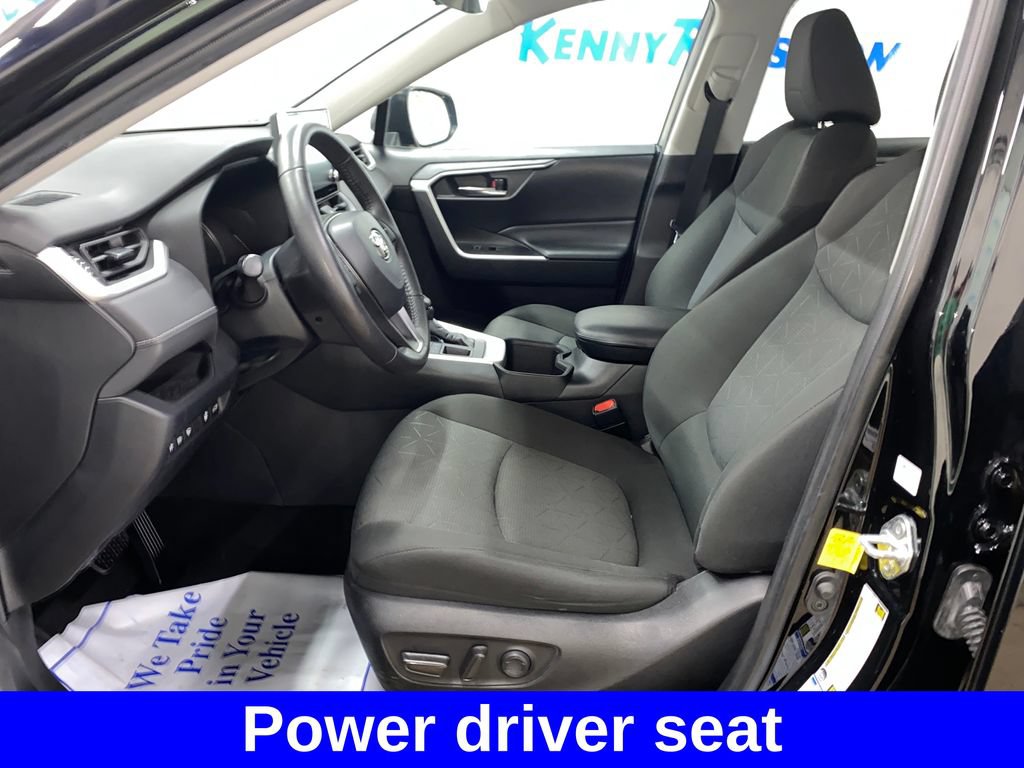Used 2022 Toyota RAV4 XLE w/ Convenience Package AWD/4WD image 8