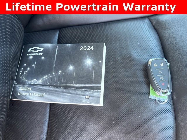 Used 2024 Chevrolet Malibu LT image 18