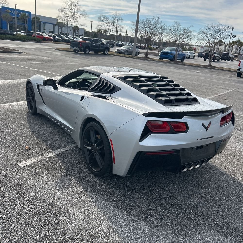 Used 2016 Chevrolet Corvette Stingray Coupe w/ 2LT Preferred Equipment Group image 6