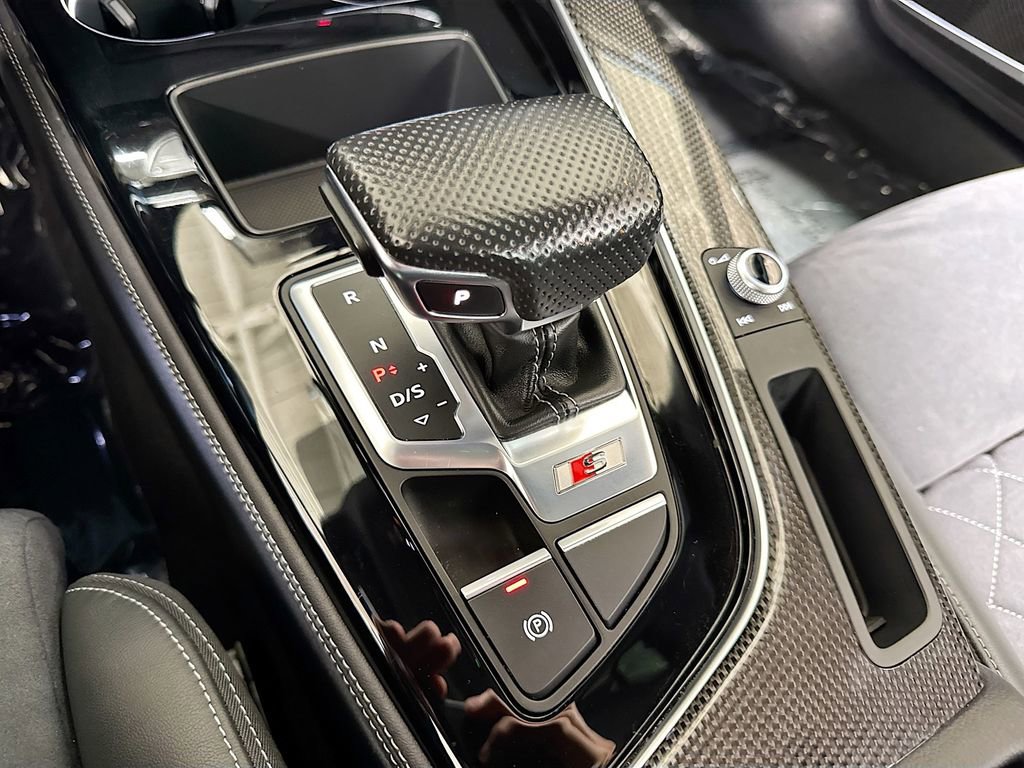 Used 2023 Audi S4 Premium Plus w/ Premium Plus Package image 24