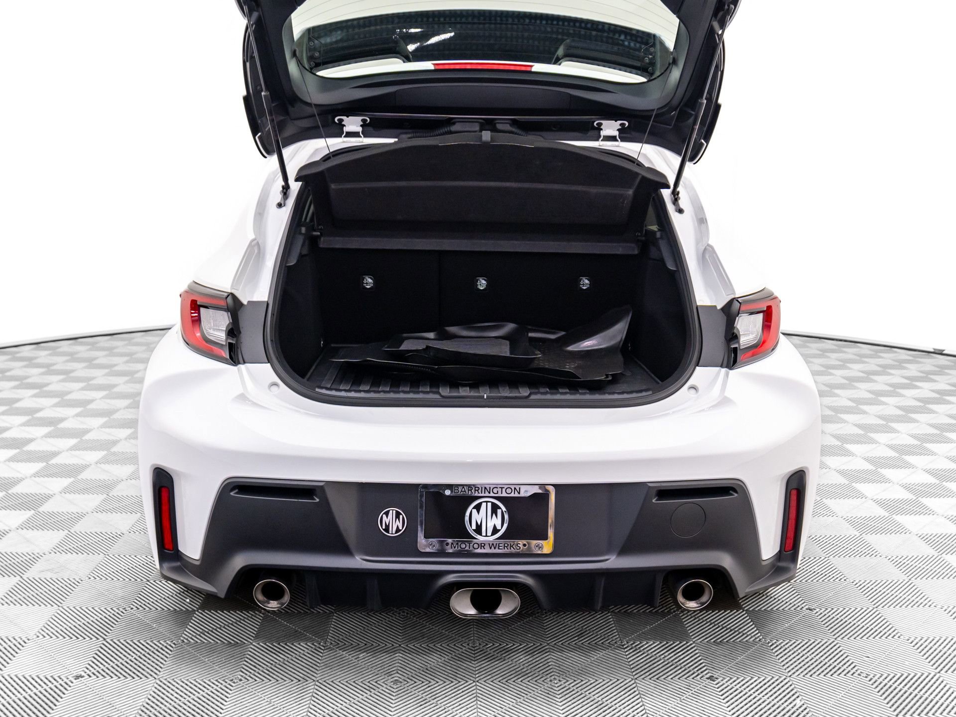 Used 2025 Toyota Corolla Premium w/ Styling Package (TMS) image 33