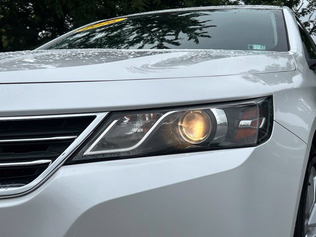Used 2016 Chevrolet Impala LT w/ Convenience Package FWD image 10
