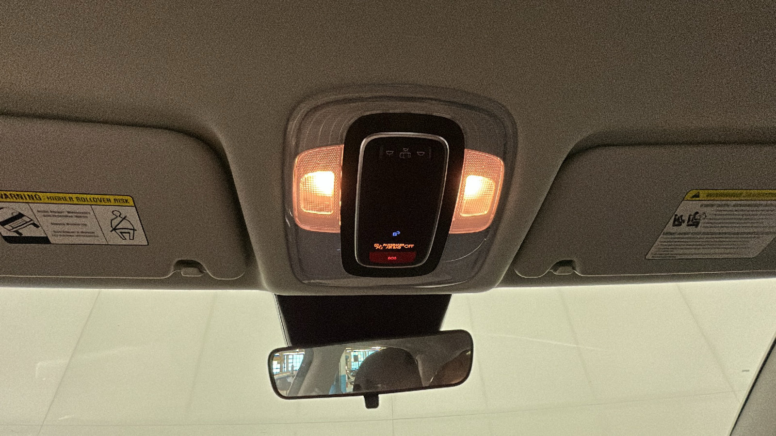 Certified 2024 Hyundai Kona SE AWD/4WD image 33