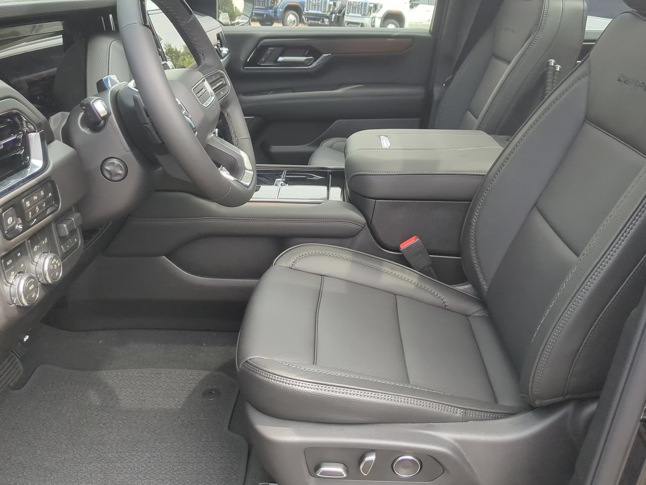 New 2026 GMC Yukon XL Denali w/ Denali Reserve Package AWD/4WD image 20