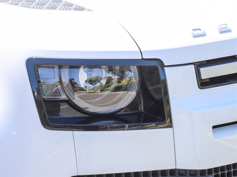 Used 2021 Land Rover Defender 90 S AWD/4WD image 9