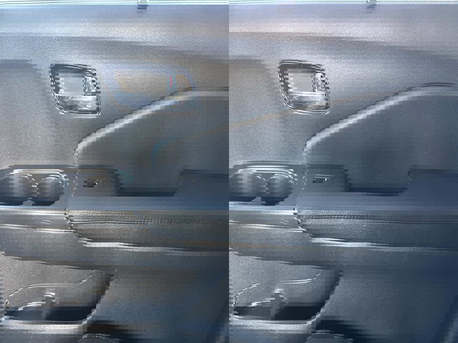 Used 2022 Honda Pilot Touring image 15