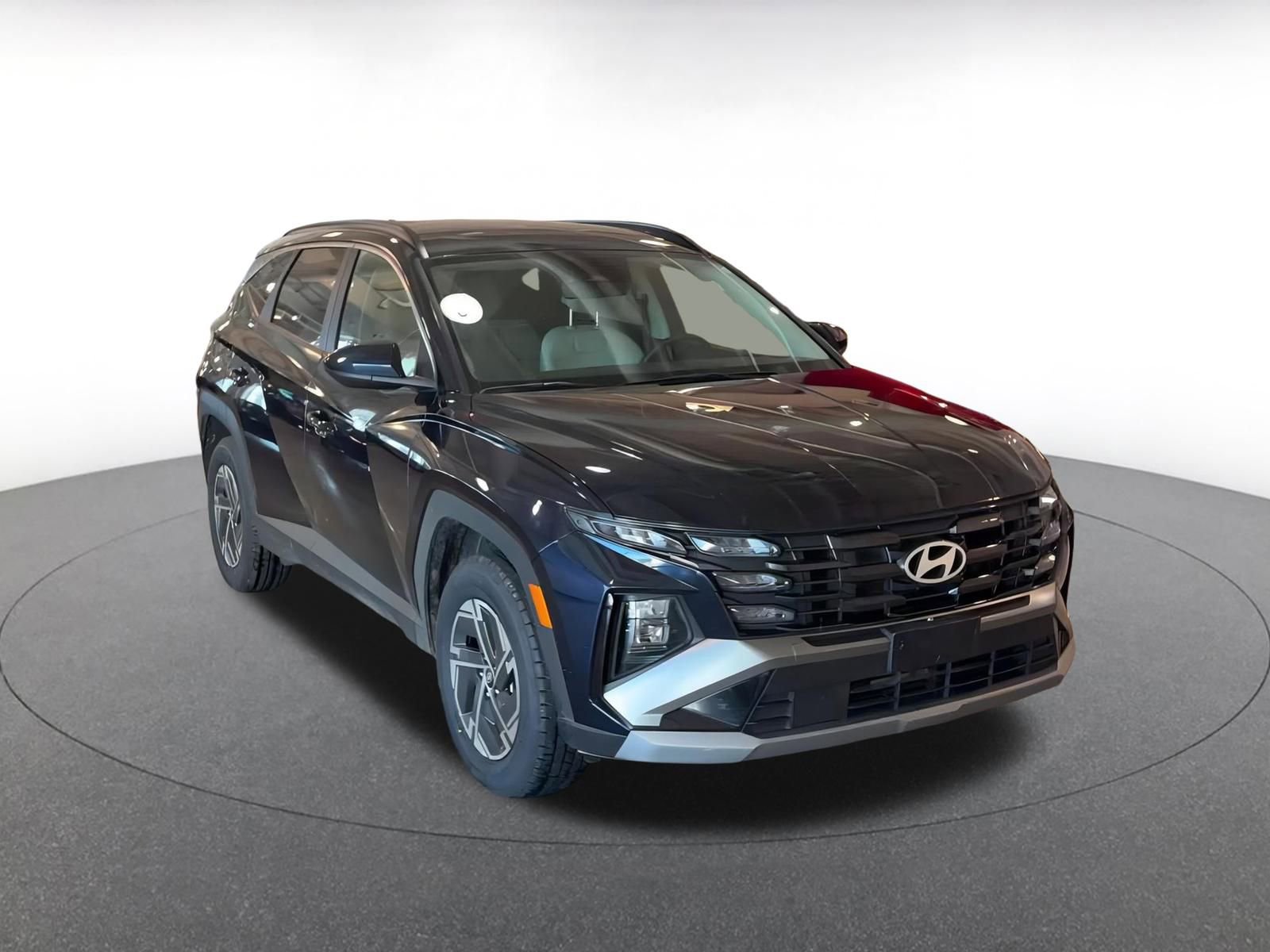 Used 2025 Hyundai Tucson Blue image 3