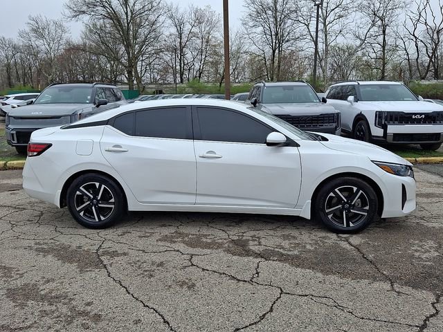 Used 2024 Nissan Sentra SV w/ Lighting Package image 7