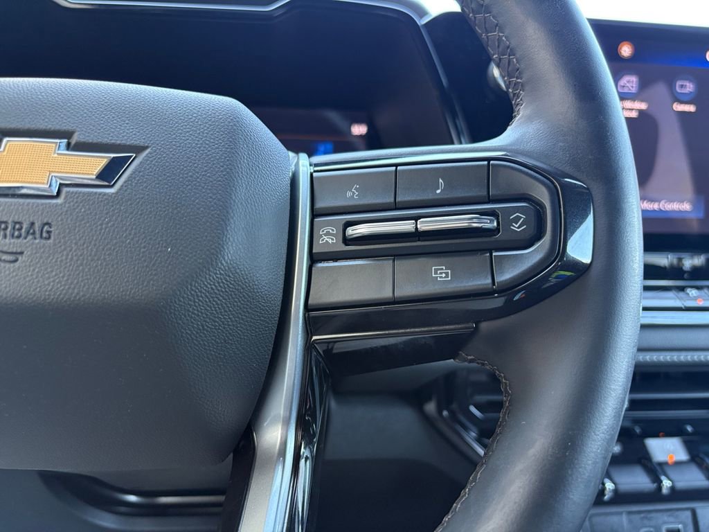 Used 2024 Chevrolet Colorado LT image 11