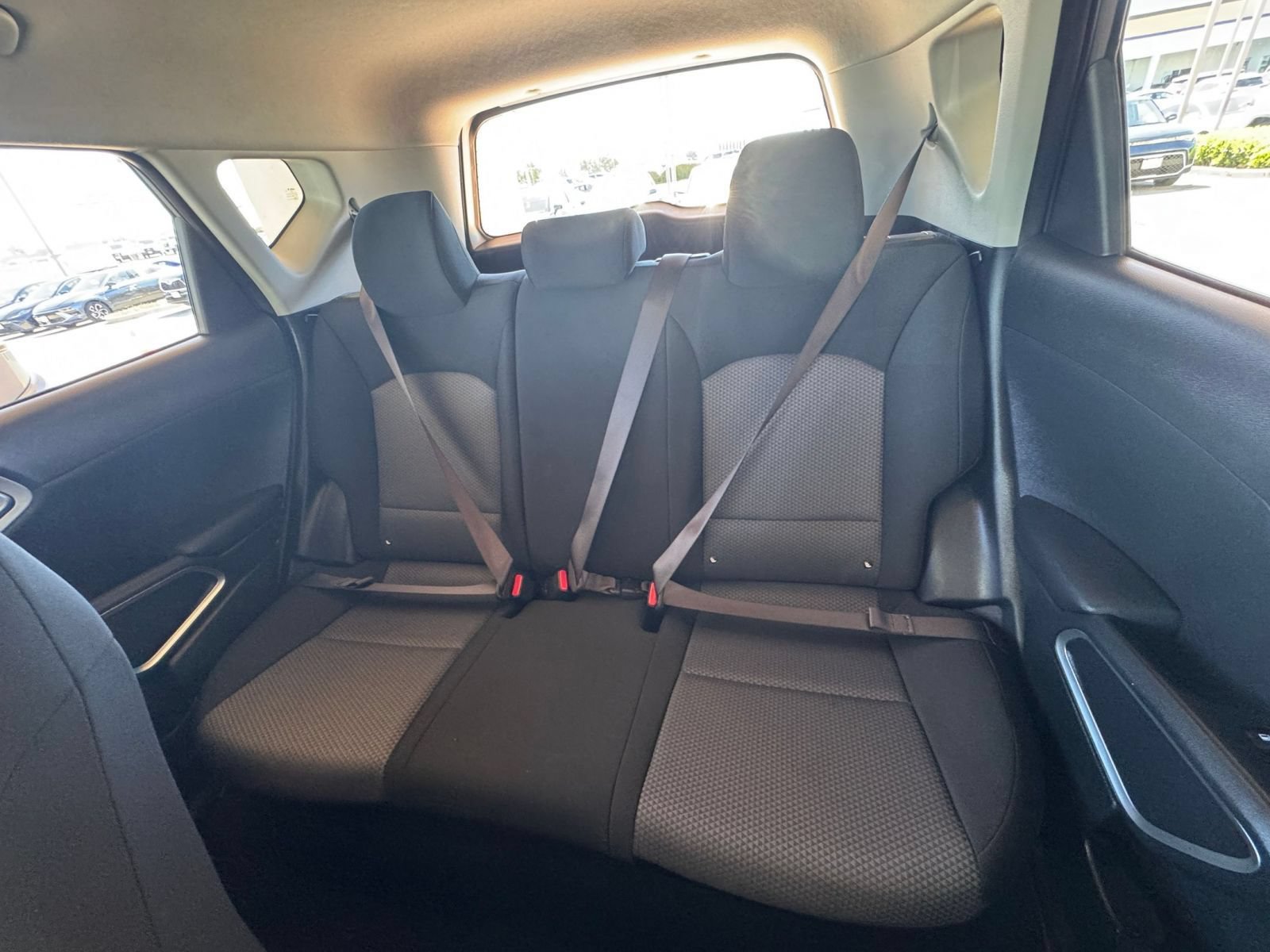 Used 2025 Kia Soul LX w/ LX Technology Package FWD image 38