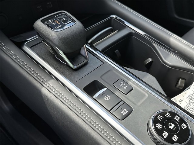 New 2025 Nissan Pathfinder Platinum image 25