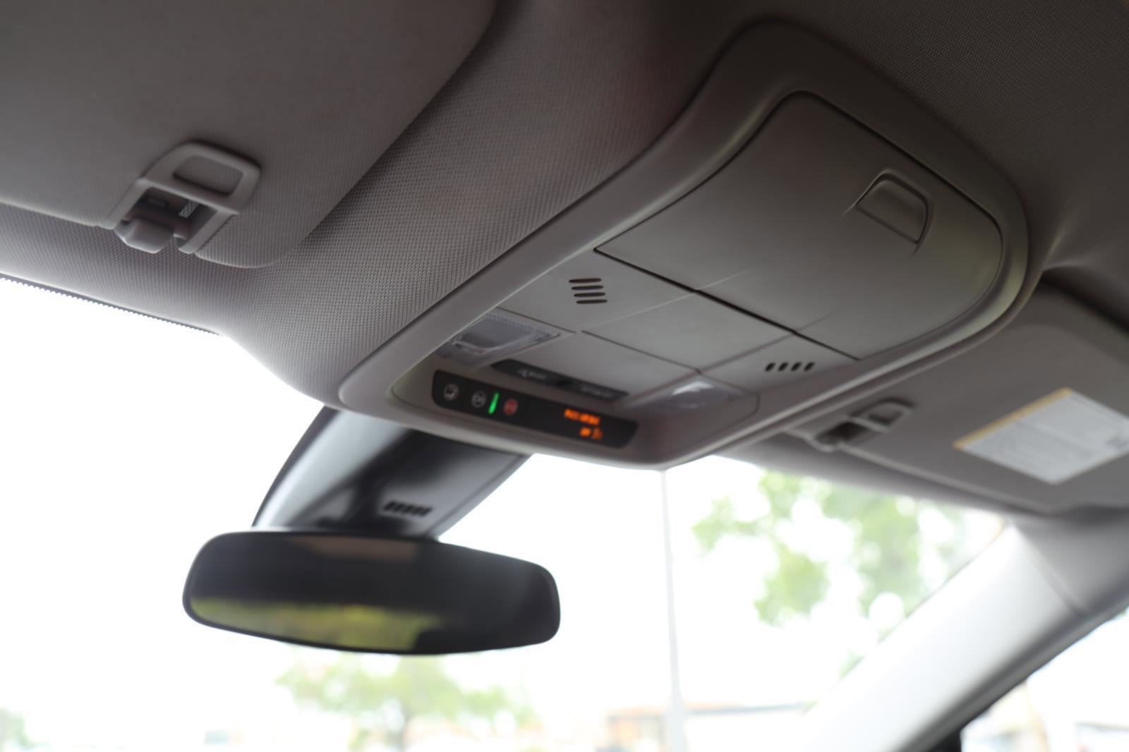 Used 2025 Chevrolet Blazer LT image 17