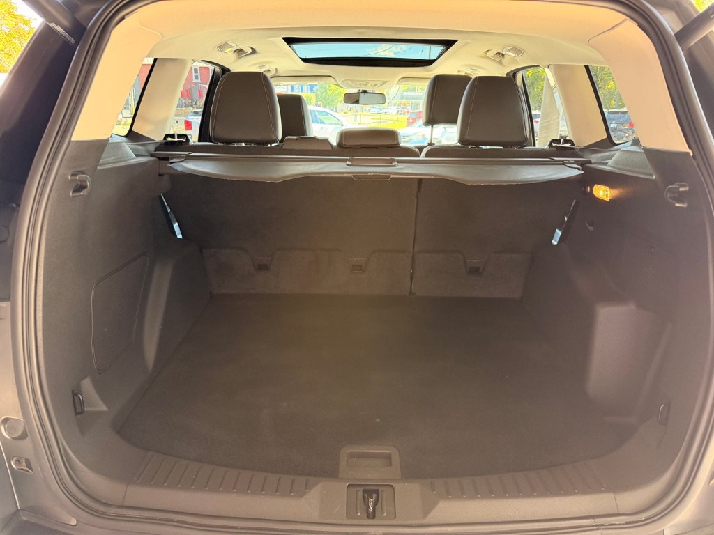 Used 2014 Ford Escape Titanium w/ Equipment Group 401A AWD/4WD image 13