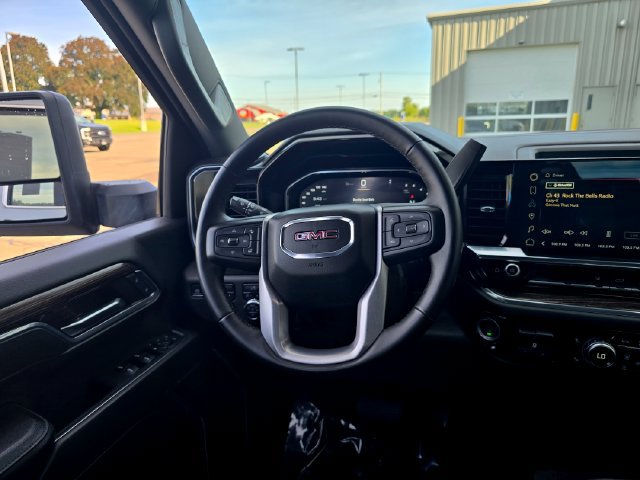 Used 2024 GMC Sierra 2500 SLE w/ SLE Value Package; AWD/4WD image 18