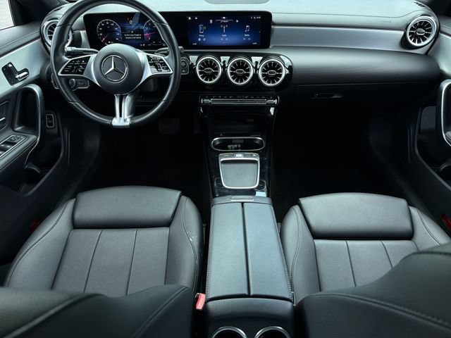 Used 2025 Mercedes-Benz CLA 250 image 18