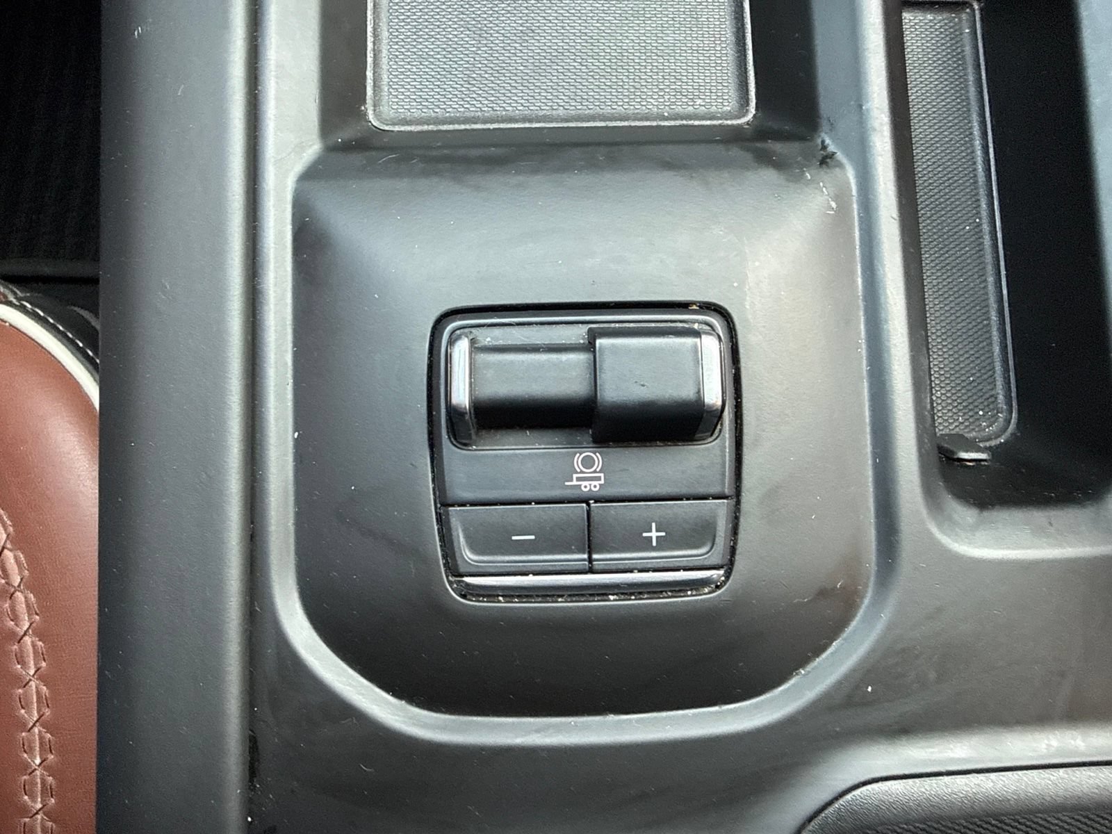 Used 2024 GMC Sierra 2500 Denali Ultimate AWD/4WD image 42
