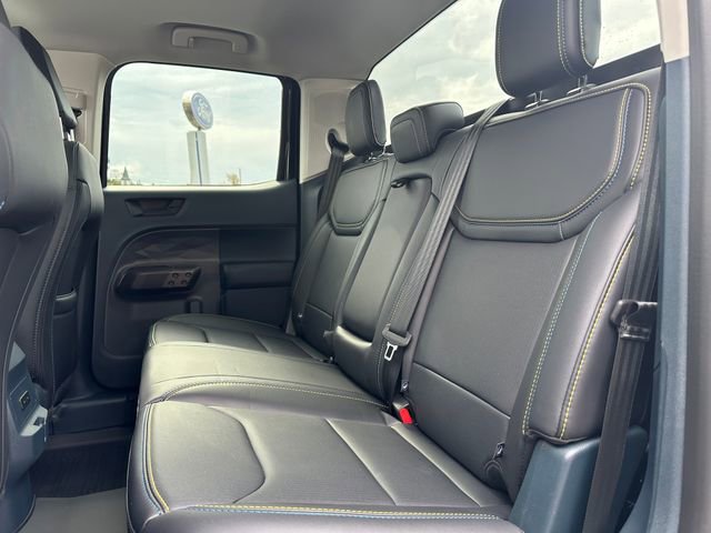 Used 2025 Ford Maverick Lobo image 19